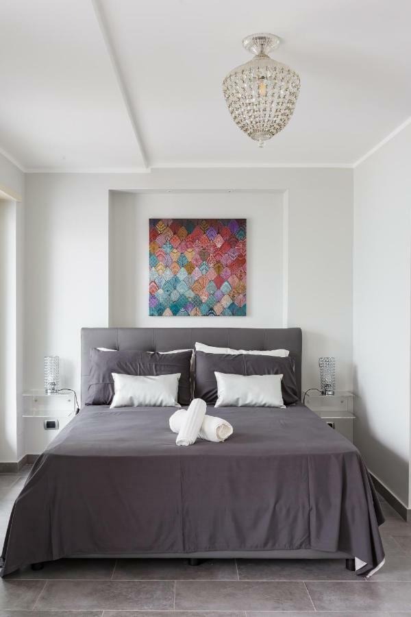 Penthouse 40 In Trastevere With Seasonally Jacuzzi Rome Exterior photo