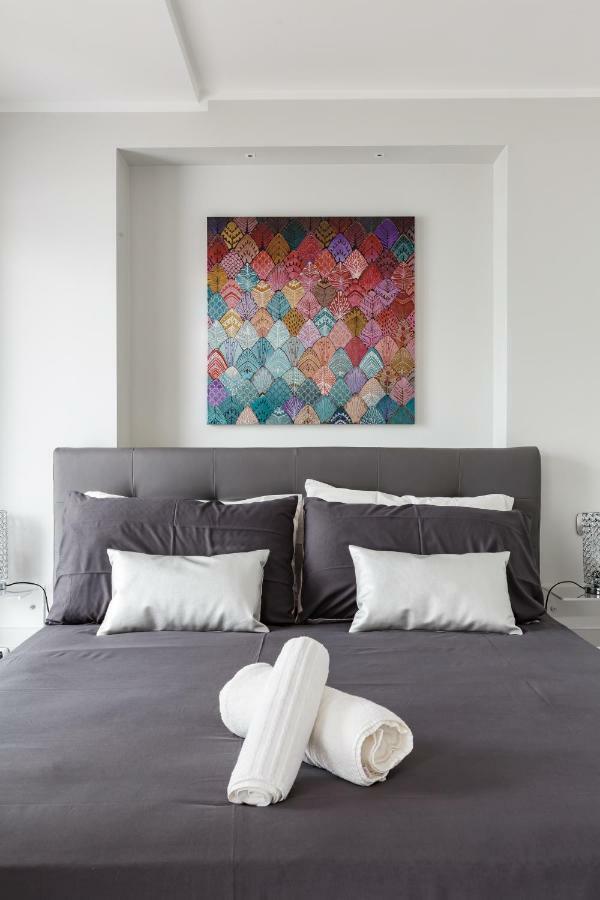 Penthouse 40 In Trastevere With Seasonally Jacuzzi Rome Exterior photo